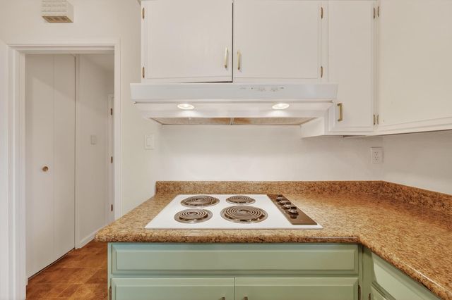 6430 Rexford Way, Carmichael, CA 95608