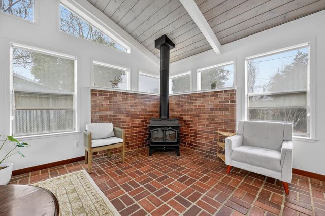 6430 Rexford Way, Carmichael, CA 95608