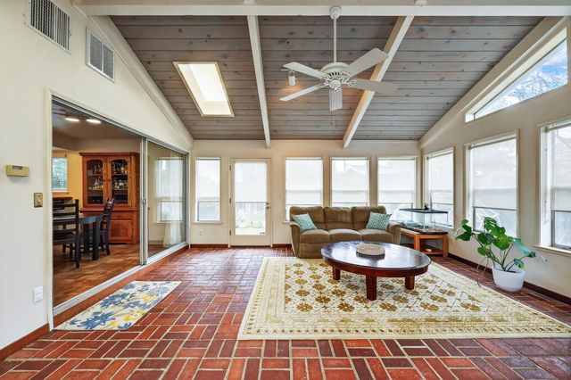 6430 Rexford Way, Carmichael, CA 95608