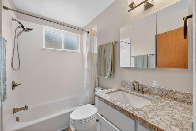 6430 Rexford Way, Carmichael, CA 95608