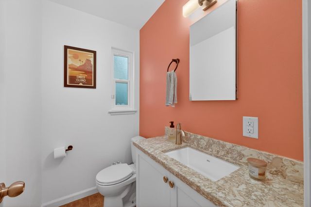 6430 Rexford Way, Carmichael, CA 95608