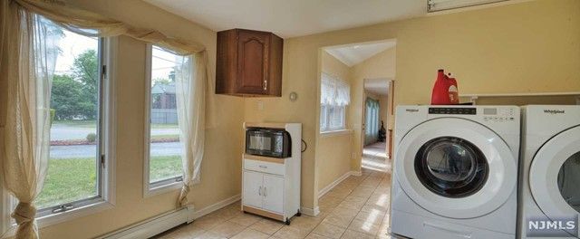 99 Village Road, Pequannock Township, NJ 07444