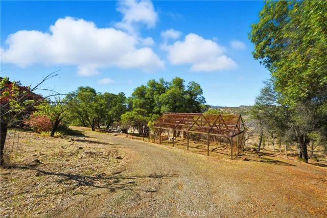 16261 Conestoga Road, Hidden Valley Lake, CA 95467