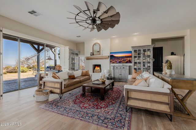 32633 N 137TH Street, Scottsdale, AZ 85262