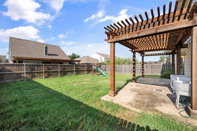 5012 Raymond Drive, Fort Worth, TX 76244