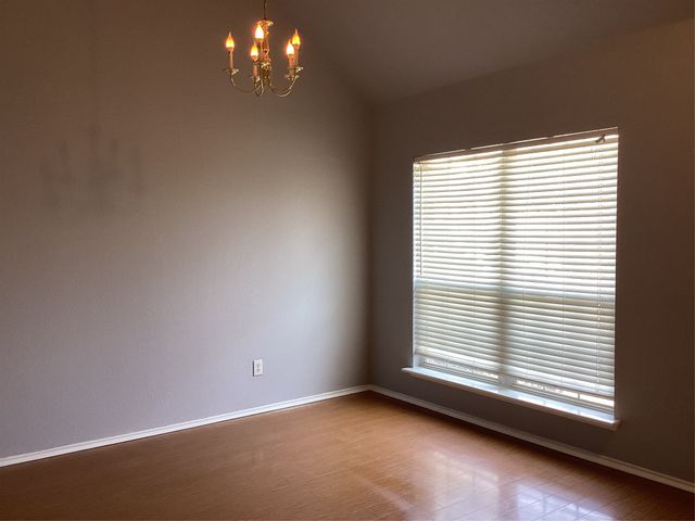 5012 Raymond Drive, Fort Worth, TX 76244