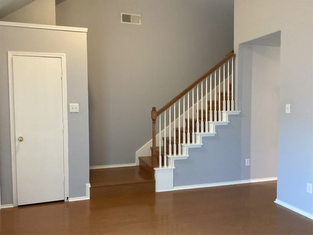 5012 Raymond Drive, Fort Worth, TX 76244