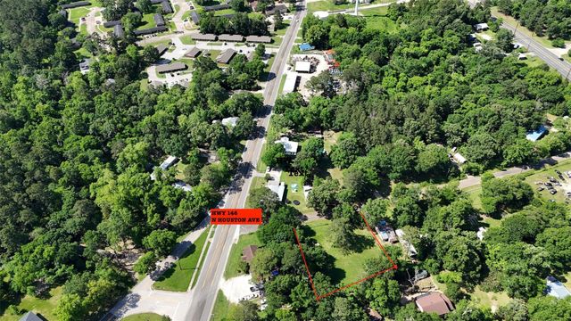 211 C Street, Livingston, TX 77351