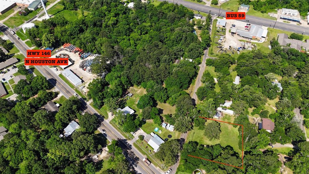 211 C Street, Livingston, TX 77351