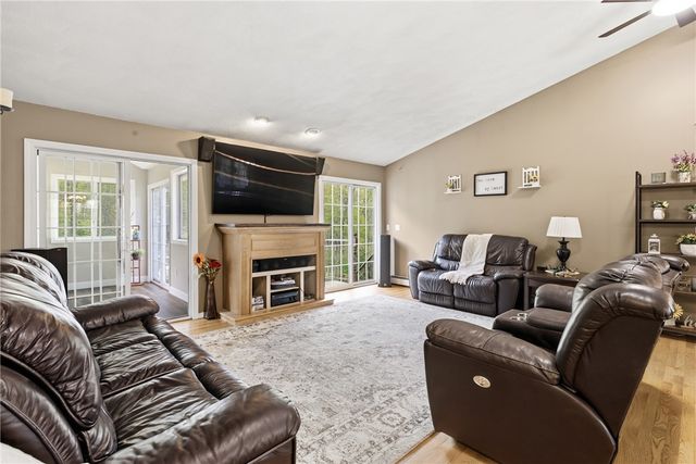 99 Burlingame Road, Smithfield, RI 02917