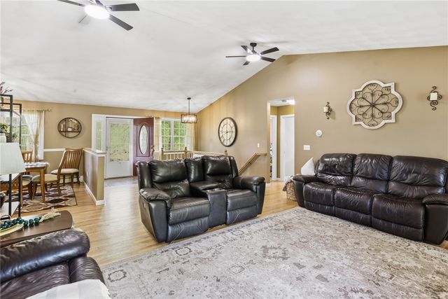 99 Burlingame Road, Smithfield, RI 02917