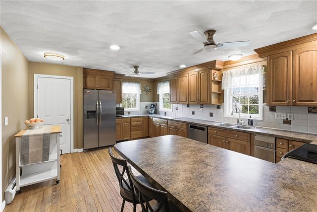 99 Burlingame Road, Smithfield, RI 02917