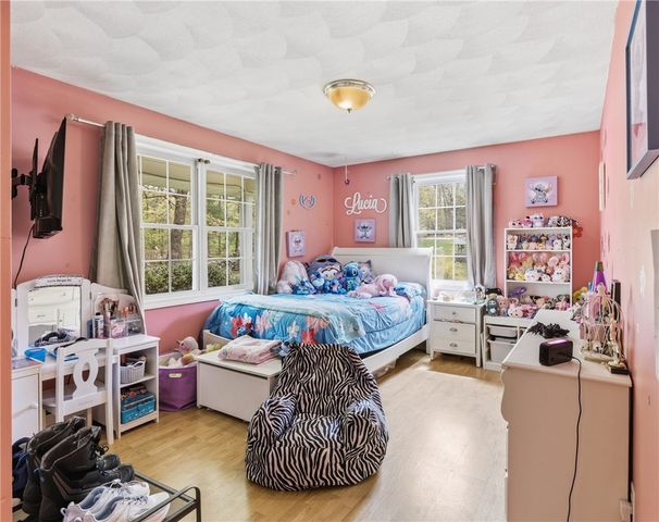99 Burlingame Road, Smithfield, RI 02917