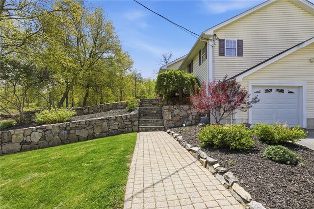 99 Burlingame Road, Smithfield, RI 02917