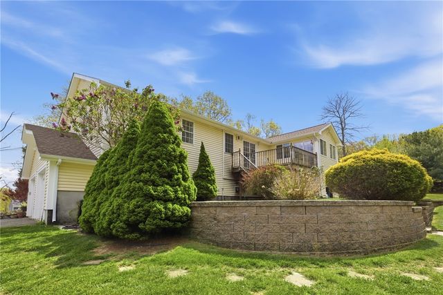 99 Burlingame Road, Smithfield, RI 02917