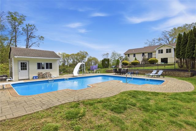 99 Burlingame Road, Smithfield, RI 02917