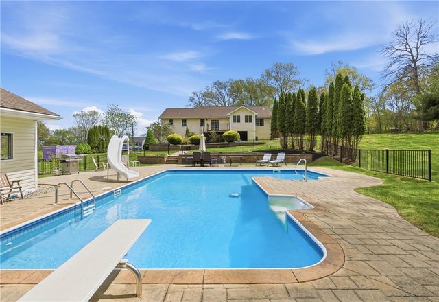 99 Burlingame Road, Smithfield, RI 02917