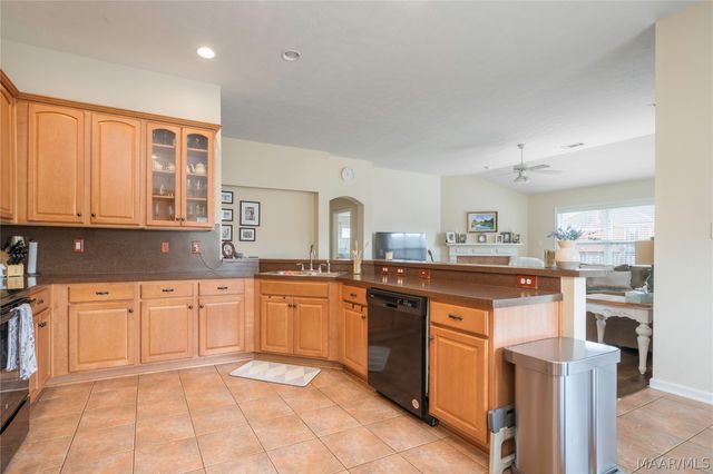 109 GRASMERE Court, Prattville, AL 36066