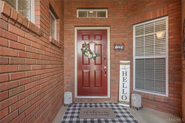 109 GRASMERE Court, Prattville, AL 36066