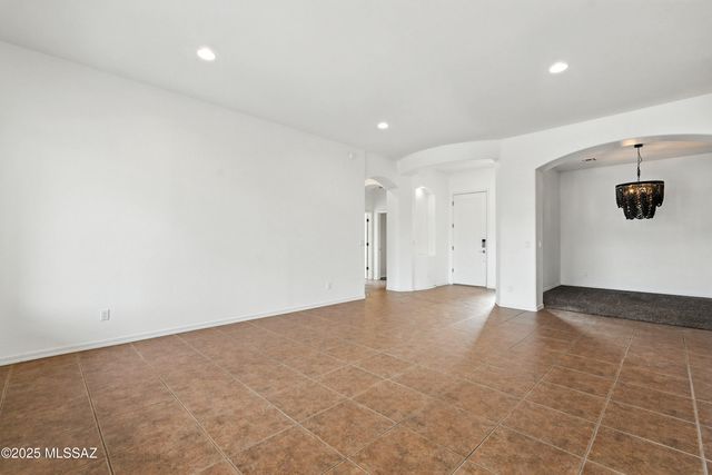 13122 N High Hawk Drive, Marana, AZ 85658