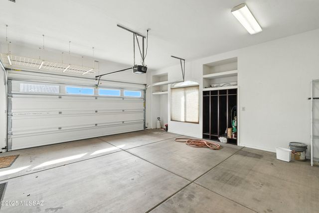 13122 N High Hawk Drive, Marana, AZ 85658