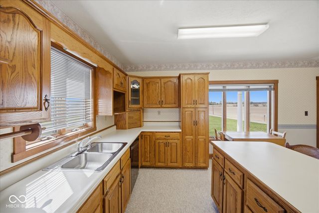 3643 W 600 S, Shelbyville, IN 46176