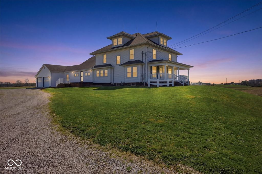 3643 W 600 S, Shelbyville, IN 46176