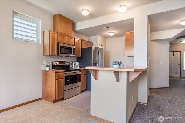 21404 104th Street Ct E, Bonney Lake, WA 98391