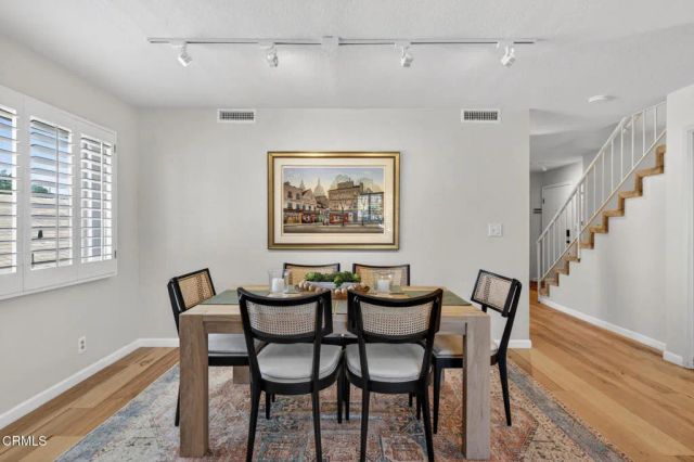 12330 Magnolia Boulevard 106, Valley Village, CA 91607
