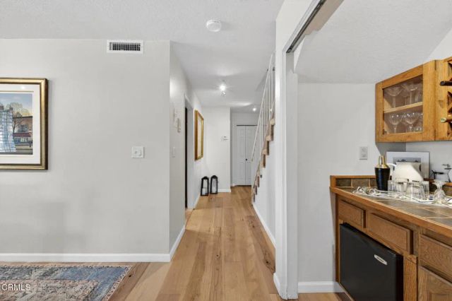 12330 Magnolia Boulevard 106, Valley Village, CA 91607