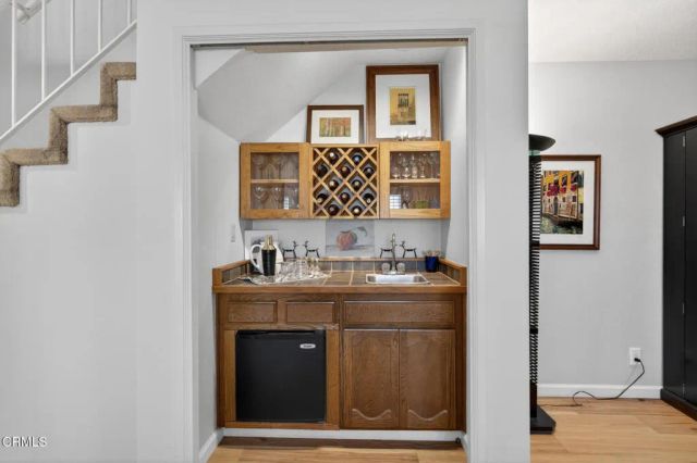 12330 Magnolia Boulevard 106, Valley Village, CA 91607
