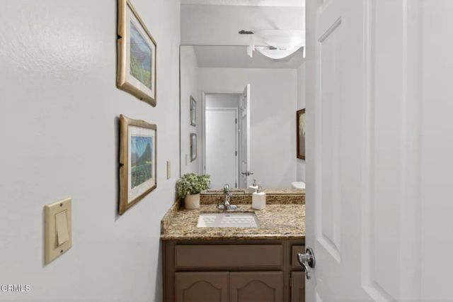 12330 Magnolia Boulevard 106, Valley Village, CA 91607