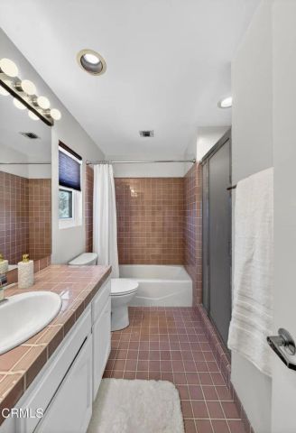 12330 Magnolia Boulevard 106, Valley Village, CA 91607
