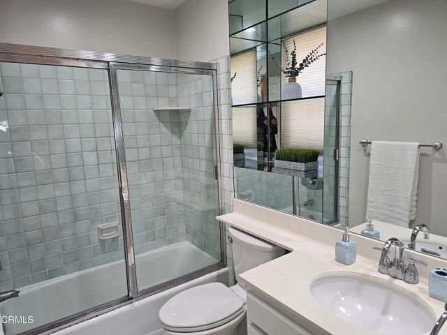 12330 Magnolia Boulevard 106, Valley Village, CA 91607