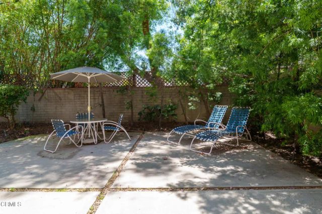 12330 Magnolia Boulevard 106, Valley Village, CA 91607