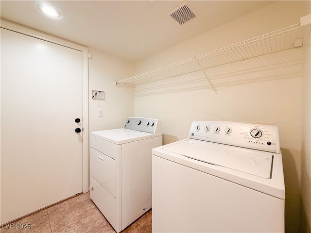 4851 Polar Lights Court, Las Vegas, NV 89130