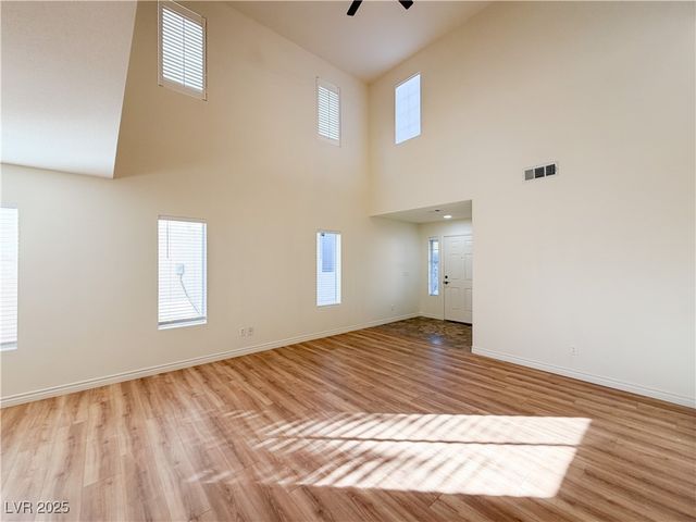 4851 Polar Lights Court, Las Vegas, NV 89130