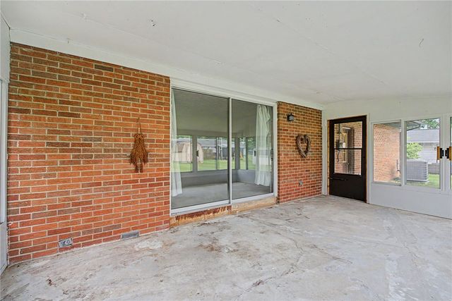 161 Hardacre Drive, Xenia, OH 45385