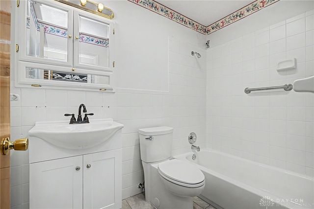 161 Hardacre Drive, Xenia, OH 45385