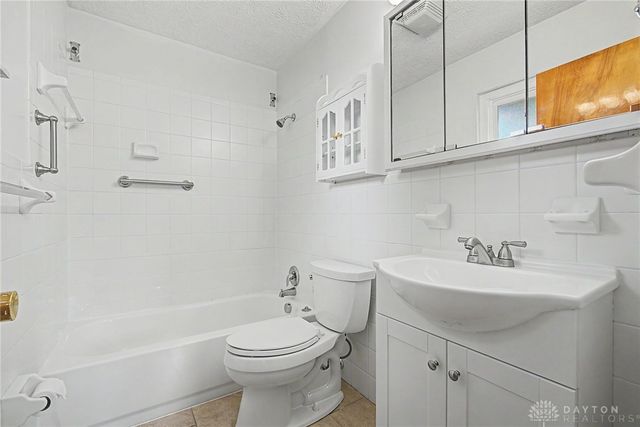 161 Hardacre Drive, Xenia, OH 45385