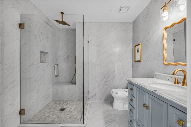1202 W COUNTRY RIDGE DR, South Jordan, UT 84095