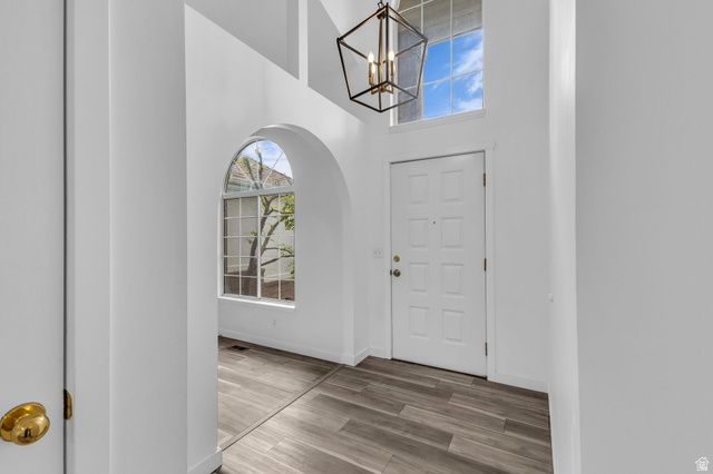 1202 W COUNTRY RIDGE DR, South Jordan, UT 84095