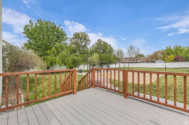 1202 W COUNTRY RIDGE DR, South Jordan, UT 84095