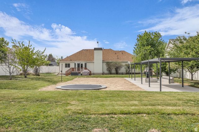 1202 W COUNTRY RIDGE DR, South Jordan, UT 84095