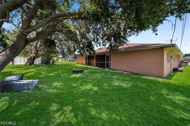 3738 Santa Barbara BLVD, Cape Coral, FL 33914