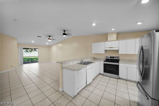 3738 Santa Barbara BLVD, Cape Coral, FL 33914