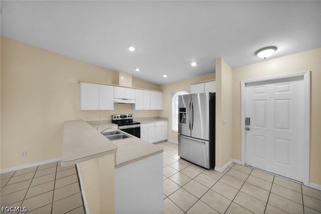 3738 Santa Barbara BLVD, Cape Coral, FL 33914