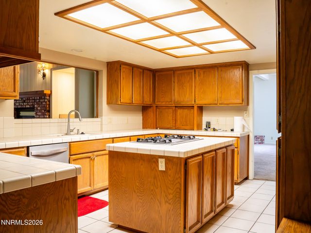 2285 Hedgewood Drive, Reno, NV 89509
