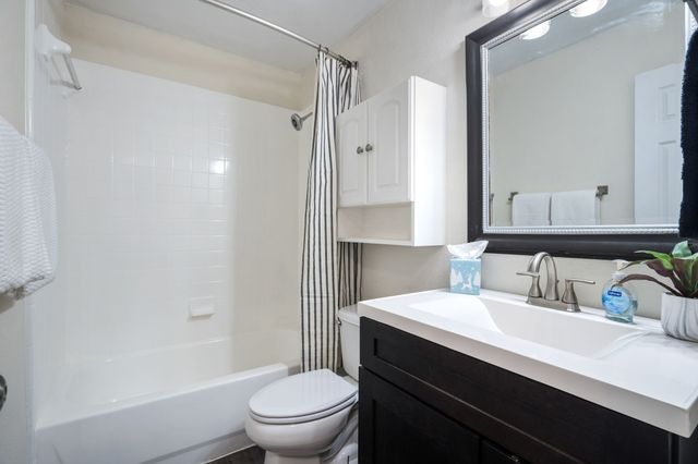 7105 Herman Jared Drive, North Richland Hills, TX 76182