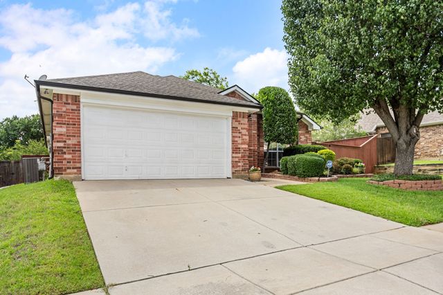 7105 Herman Jared Drive, North Richland Hills, TX 76182